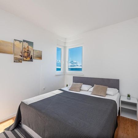 Blue Horizon Modern Ap By The Beach Novalja Exterior foto